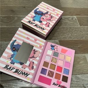 ✨Stitch eyeshadow palette ✨